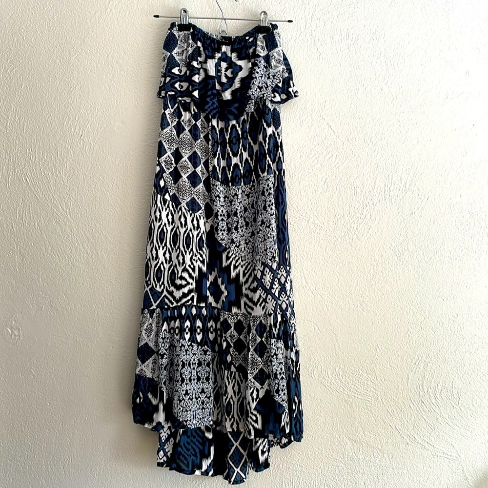 Midi strapless dress with asymmetrical hem (shorter in the front)
